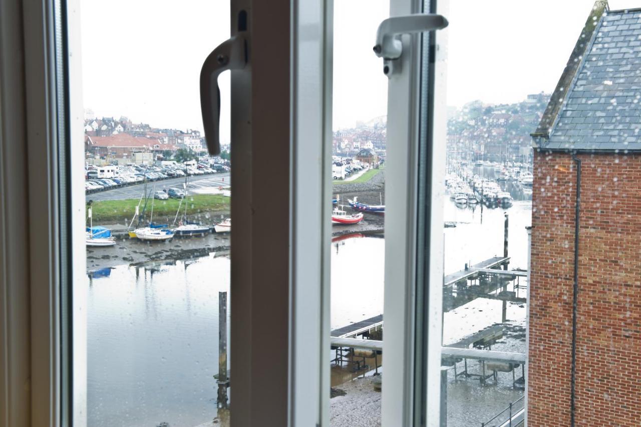 Watermark Apartments Whitby Oda fotoğraf